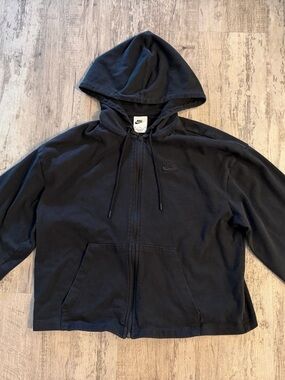 Nike Women’s Black Zip-Up Hoodie with Wide Sleeves & Logo